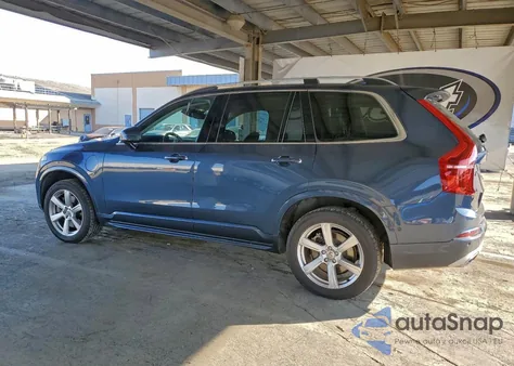 2019 Volvo Xc90 T8 Momentum z USA, uszkodzony, nr VIN YV4BR0CKXK1444640
